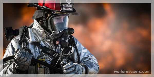 Several Diver hue Use of Hazmat Suit in Firefighting